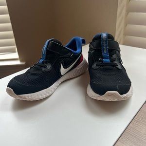 Boys Nike Revolution Tennis Shoes Sneakers